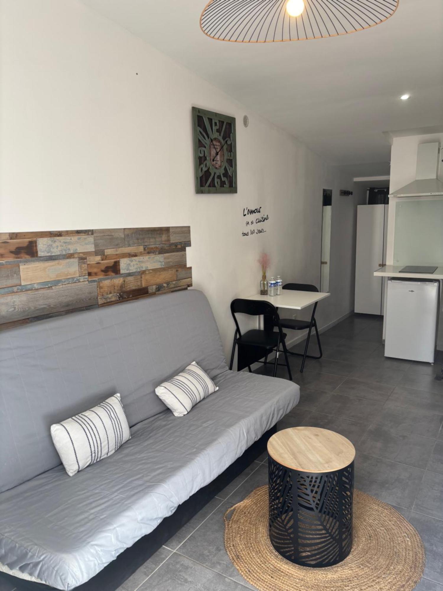 Cosy Avec Jardin Proche Centre Et